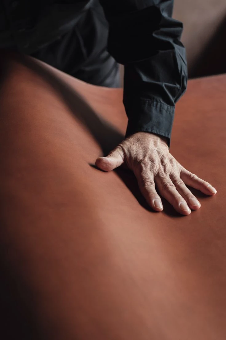 Silky Feel Hand Modifier